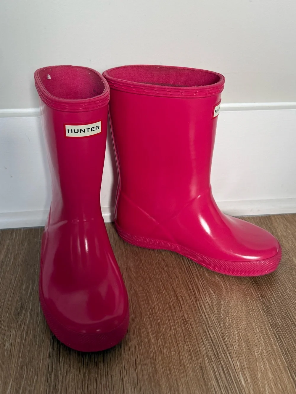 Hunter Kids’ First Gloss Rain Boots Bright Pink kids size UK 10/US GIRL 12